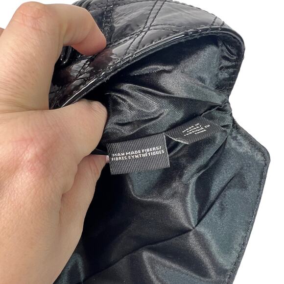 Express Quilted Patent Faux Leather Envelope Clutch Wristlet Bag Black Y2K NEW - Picture 6 of 7